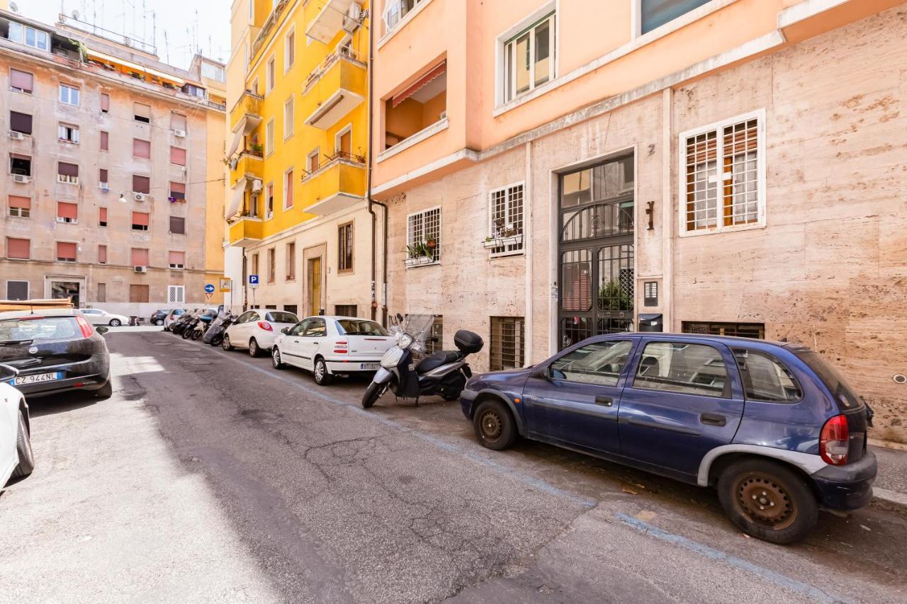Bmga L The White Crown Apartment In Testaccio Rome Extérieur photo