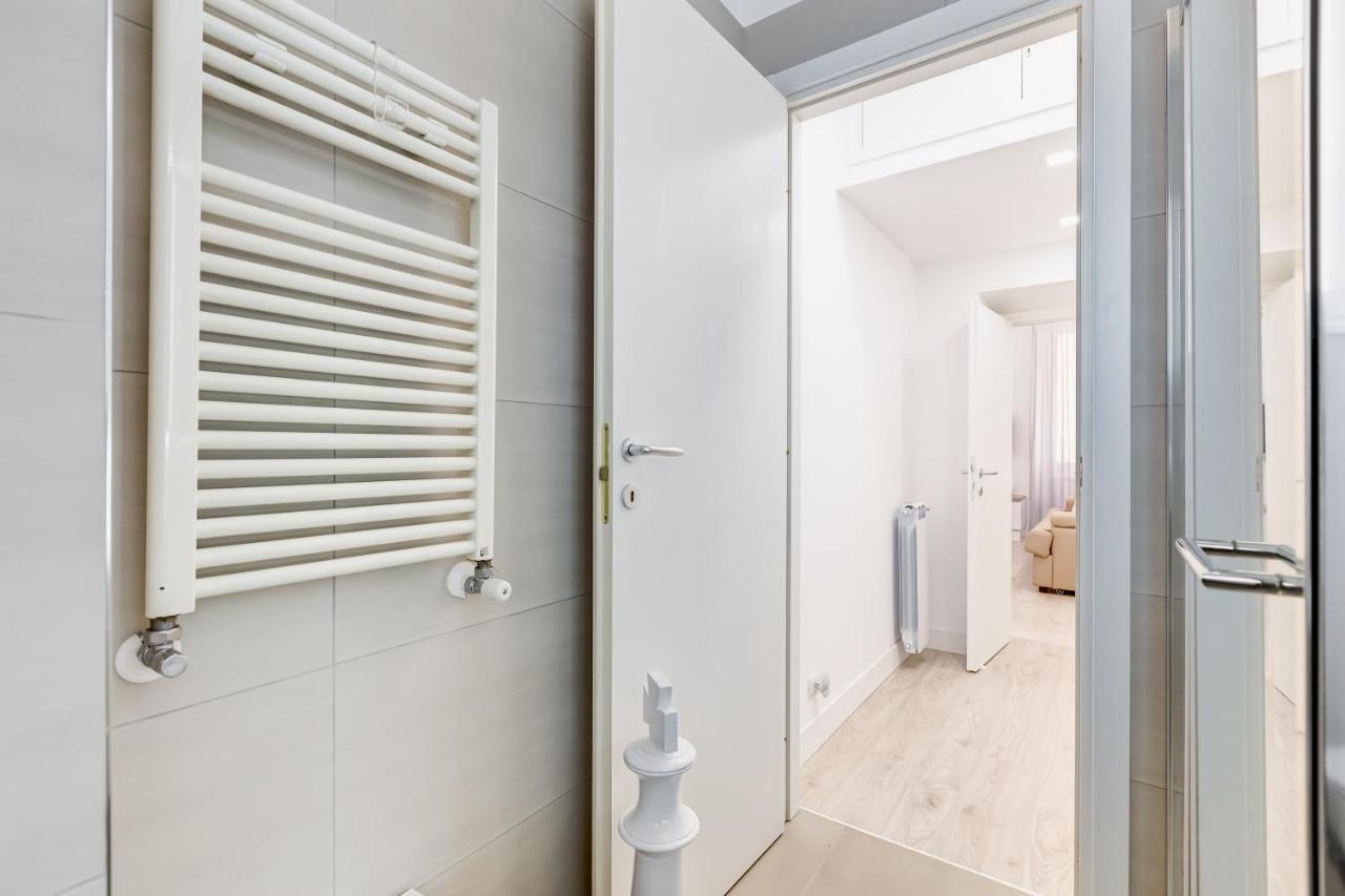 Bmga L The White Crown Apartment In Testaccio Rome Extérieur photo