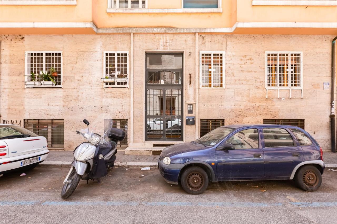 Bmga L The White Crown Apartment In Testaccio Rome Extérieur photo