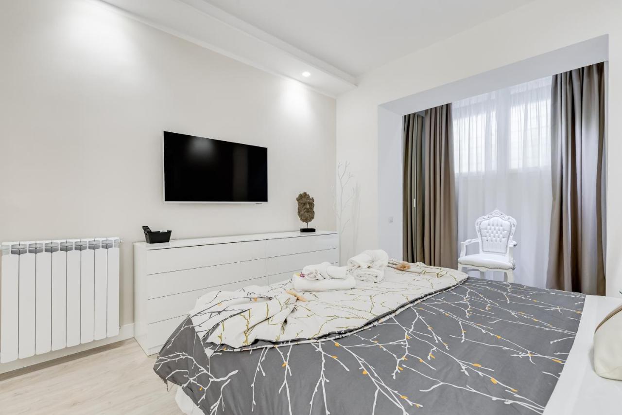 Bmga L The White Crown Apartment In Testaccio Rome Extérieur photo